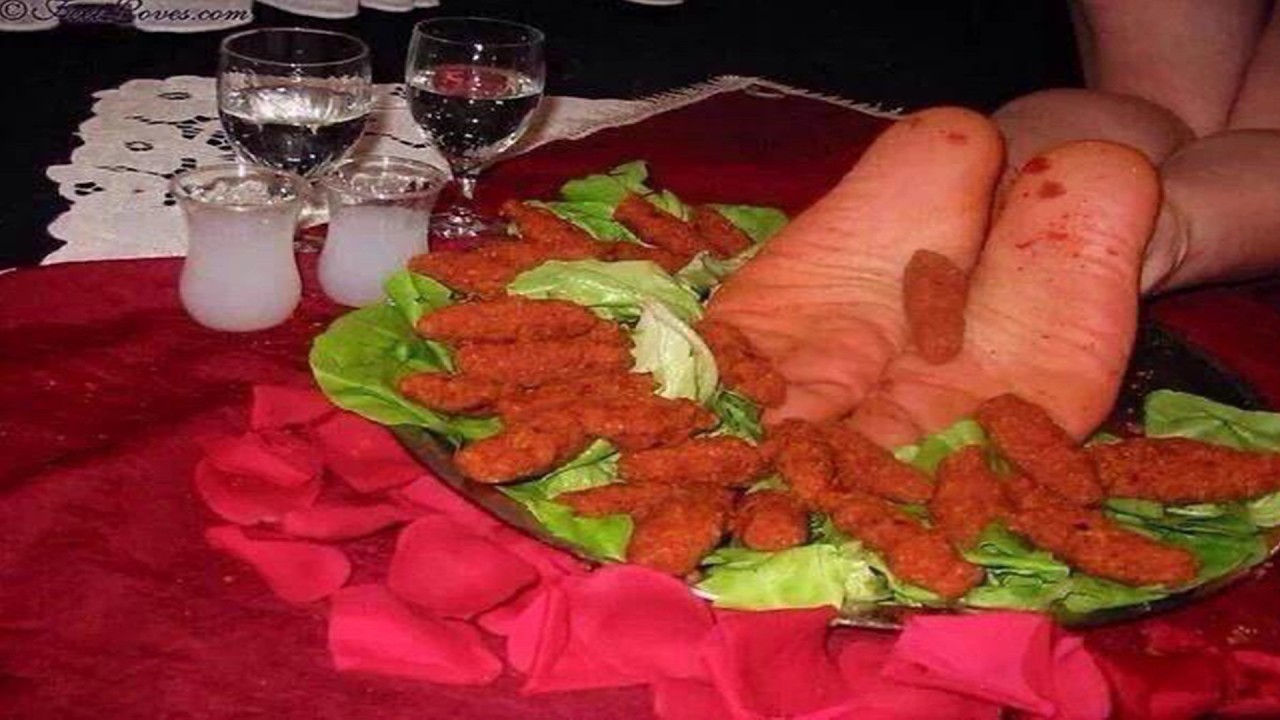 ASLA YEMEM DEDİĞİN YİYECEKLER 😋