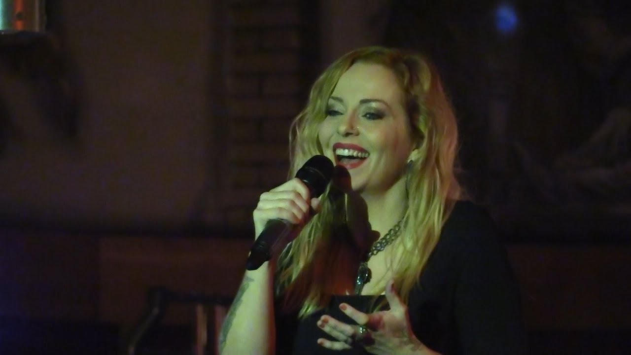 Ave Maria - Anneke van Giersbergen – L’Adventure Musicale