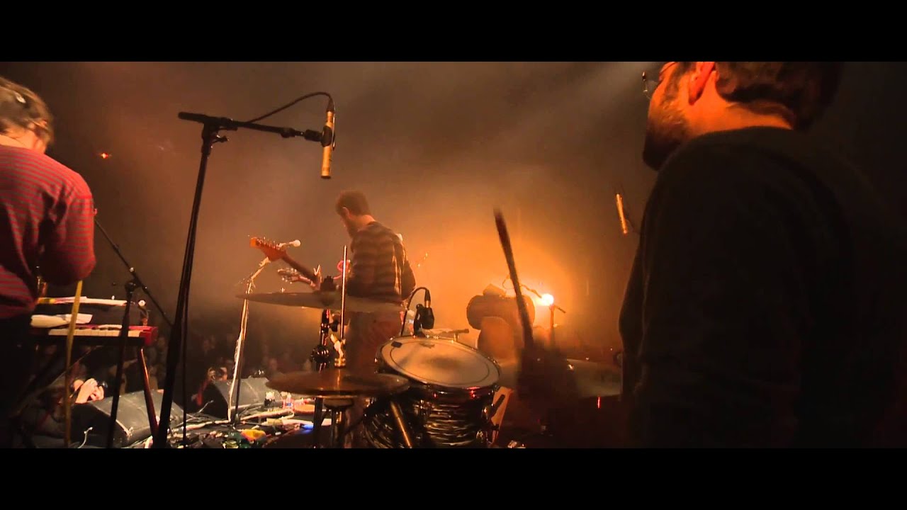 Earthquake - This Is The Kit