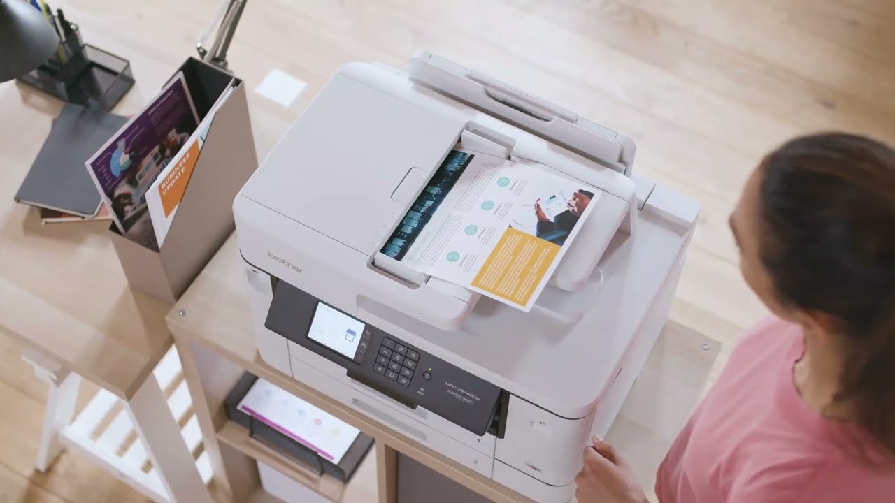 Brother MFCJ5740DW profesjonell tr&aring;dl&oslash;s A4 multifunksjon farge blekkskriver med A3 utskrift