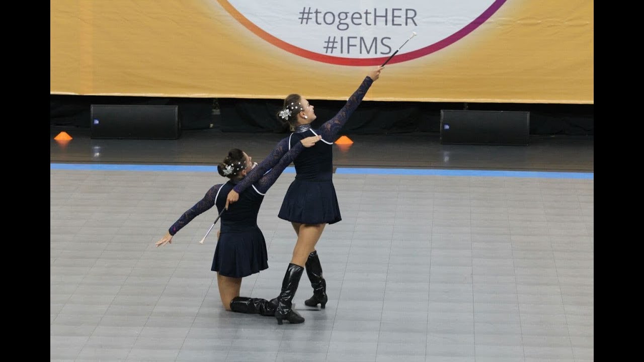 MONA Náchod - Baton senior duo - Aneta Vacková a Patricie Krombholzová