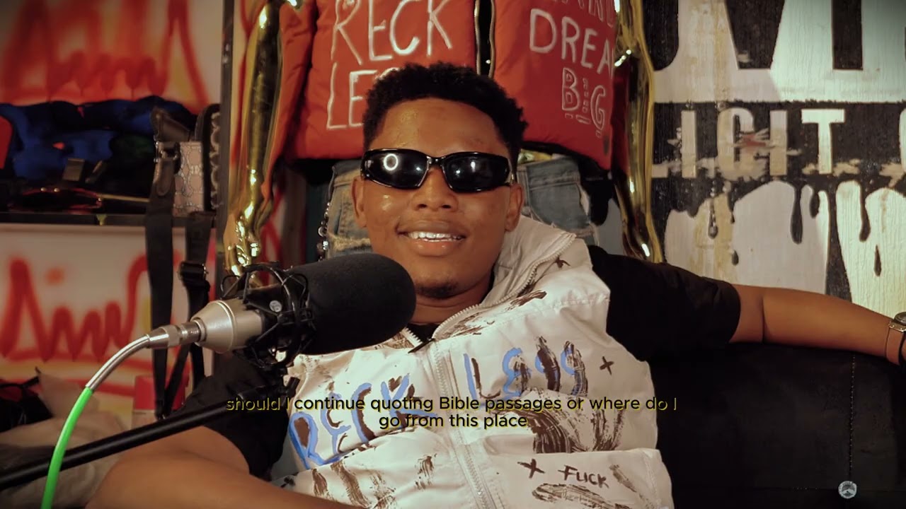 EXPRESS RADIO episode 1, with OMOMUMMY.