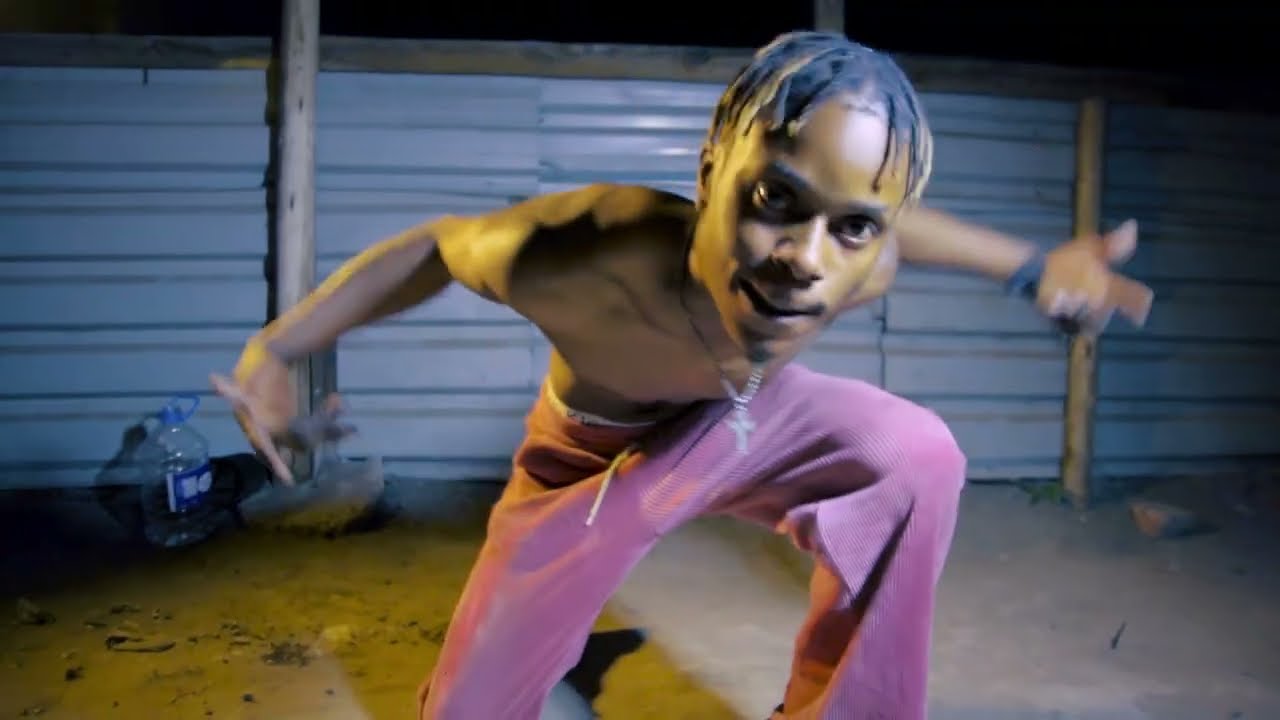 Mr Shaparapa - KwaGozidheni (official video produced by Dj Bento @ReignStudioo 