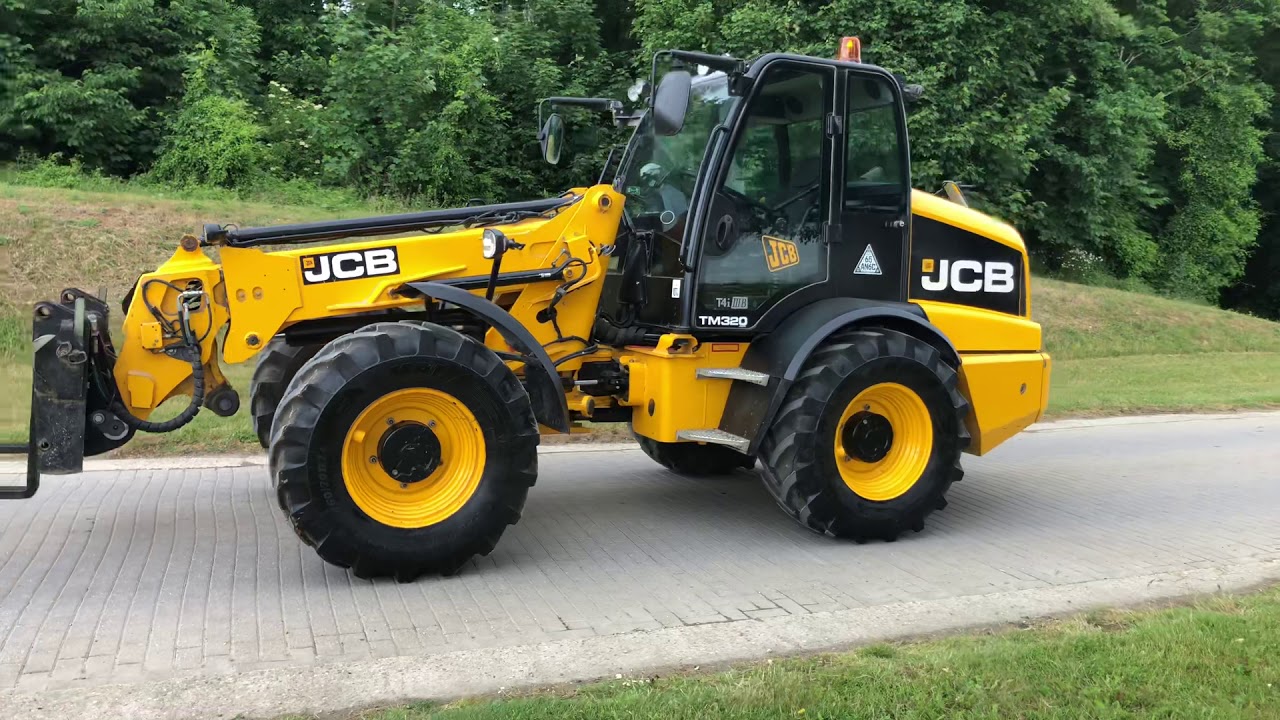 Thorncliffs 2016 JCB TM320 with 7622 Hours.