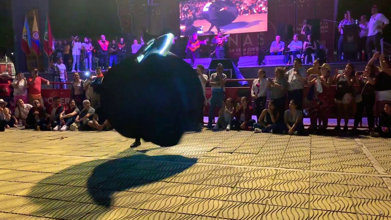 Show Capa -Tuna Ciudad de Zipaquirá