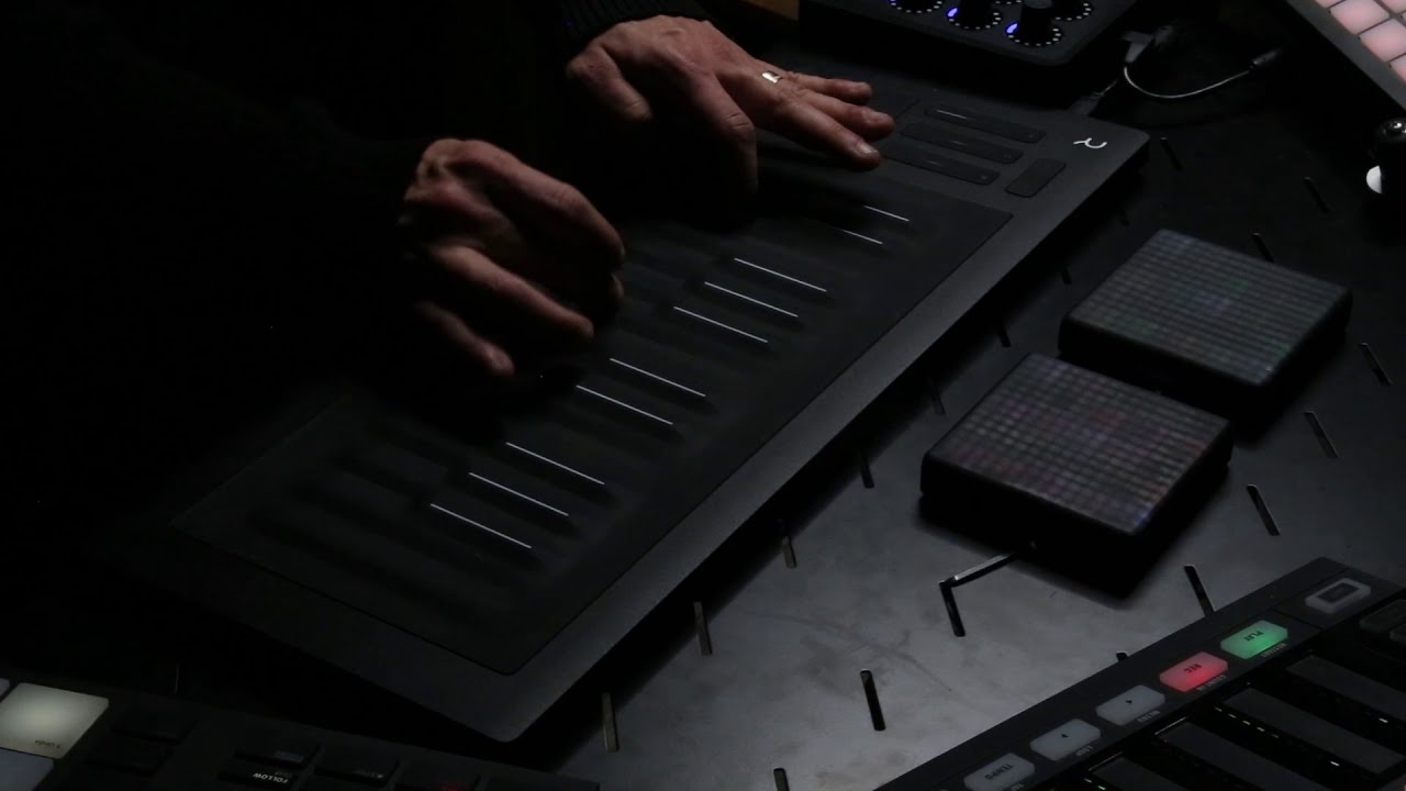 Dark Shapes - CrossRec (Ableton Push 2 / Maschine MK3 & JAM / Roli Blocks & Seaboard)