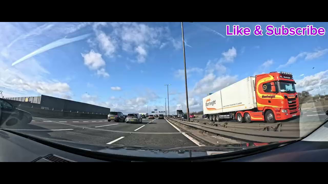 Manchester Airport drop off in the Skoda Superb 22/2/26 @HighMileageHero