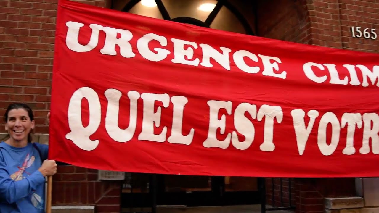 Climate Action Protest Outside TVA Qu&eacute;bec 2022 Election Debate September 15 2022 RME 9584