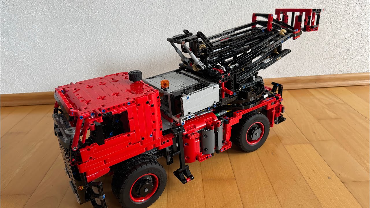 Mobile Articulated Boom Lift 2.0 - Lego Technic 42082 Alternate Model (MOC)