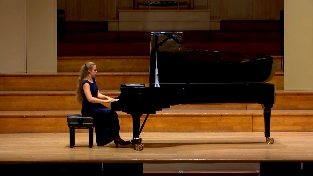 Szałucka plays Beethoven - Sonata op.106 in B-flat major 'Hammerklavier'
