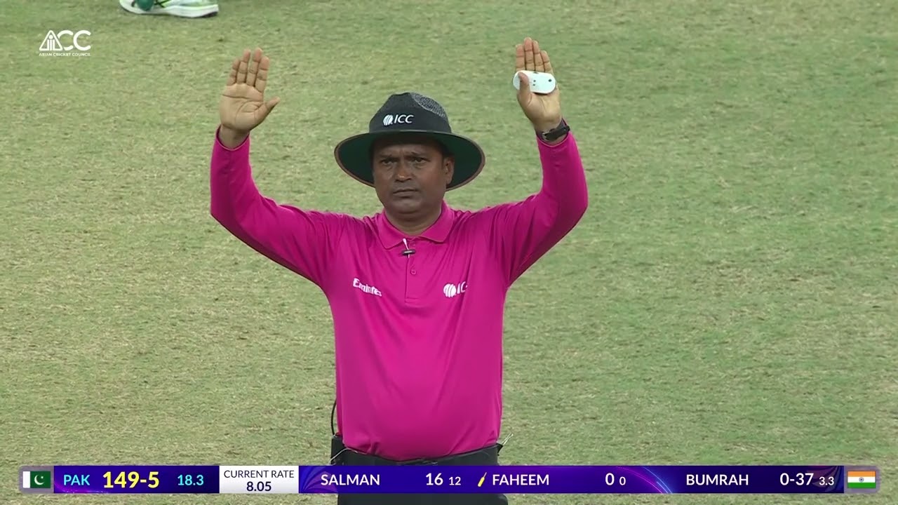 DP World Asia Cup 2025 || Faheem Ashraf takes a full-toll 🏏💥
