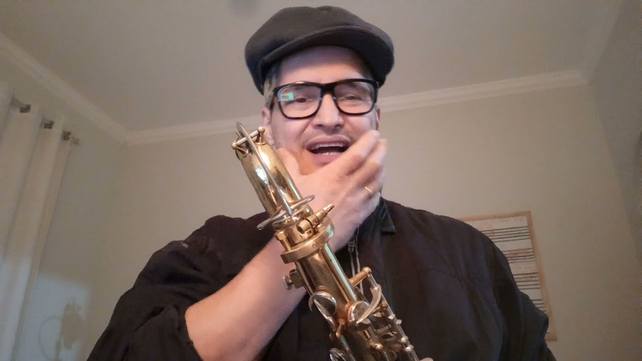 Lindas Notas Graves no Saxofone