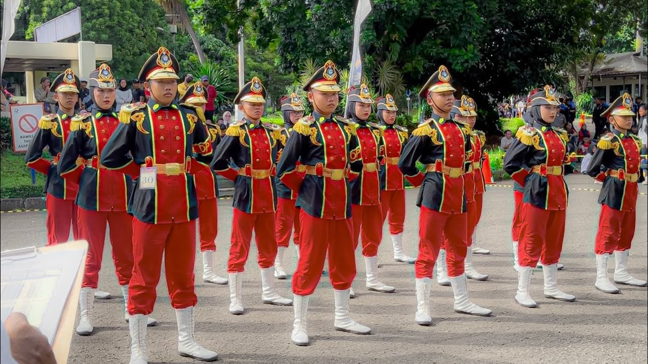 JUARA HARAPAN UTAMA 1 PASKIBRA SMPN 1 BATUJAJAR LKBB POLBAN GARUDA STRIDE COMPETITION