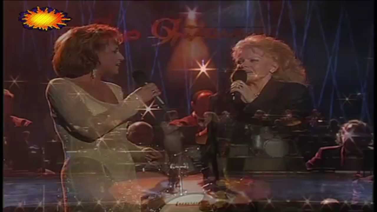 Eva Pilarová  a Petra Janů