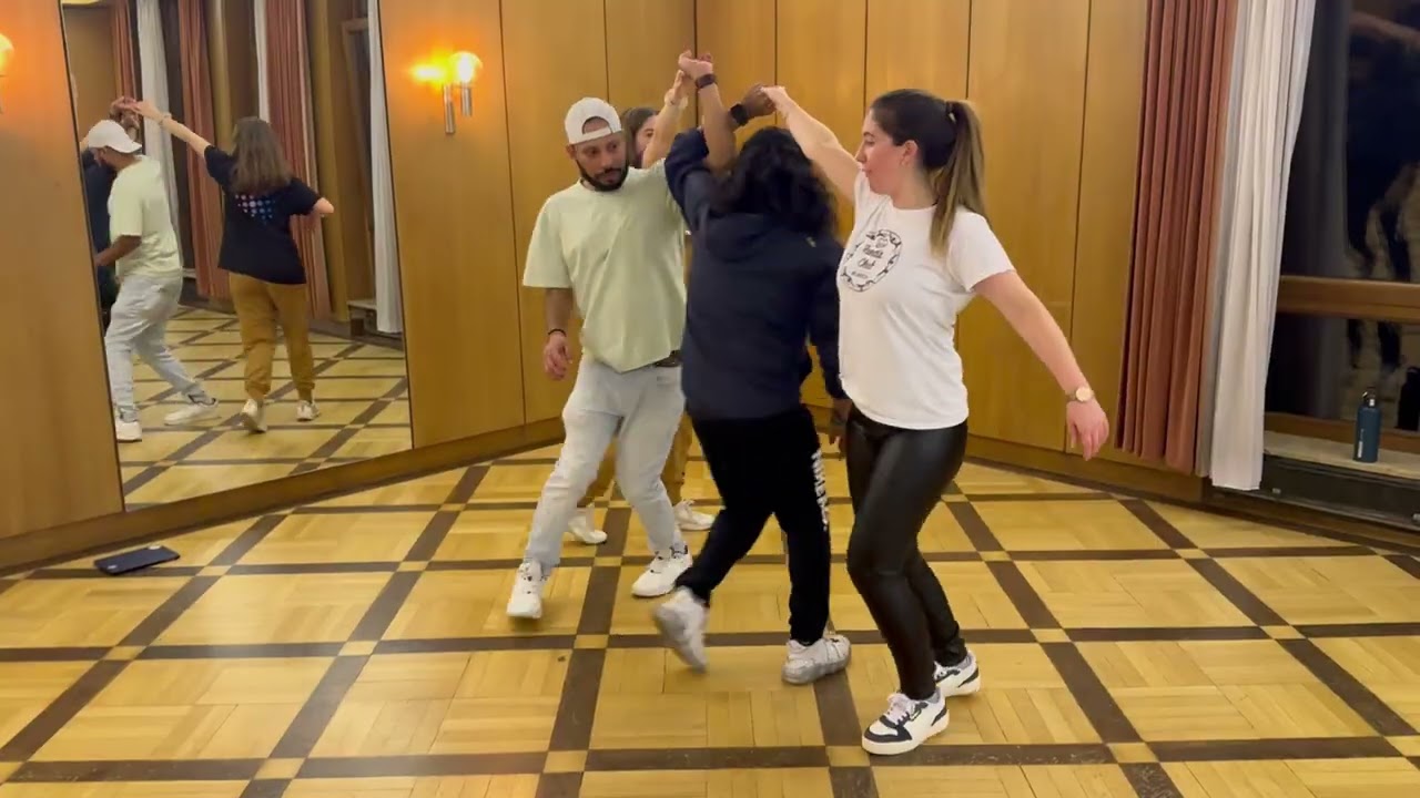 Cuba con tres, Rueda dos Parejas, Rueda Club Munich
