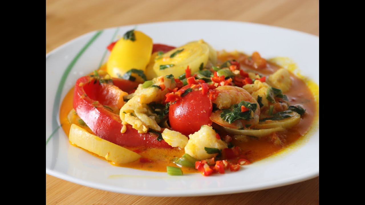 Fish stew (Brazilian Moqueca). Sup ikan Brazil