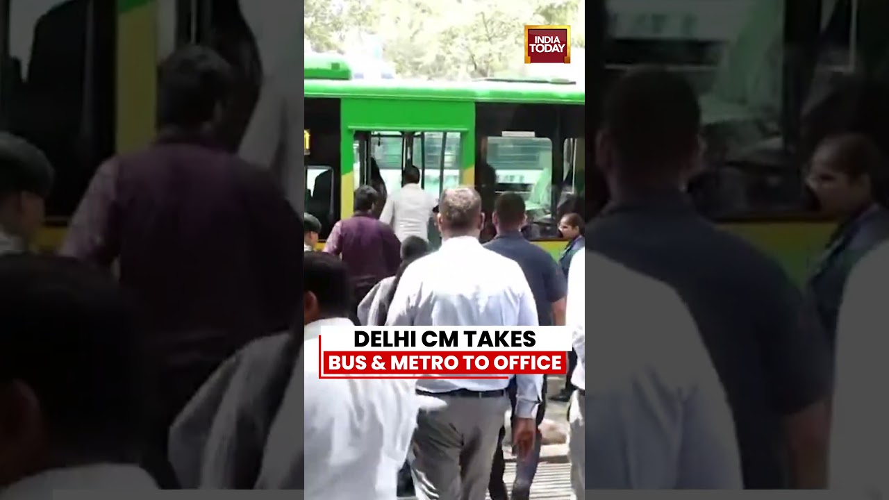 Delhi CM Rekha Gupta Travels By Metro & Bus Under &lsquo;Metro Monday&rsquo; Initiative #metro #cmrekhagupta