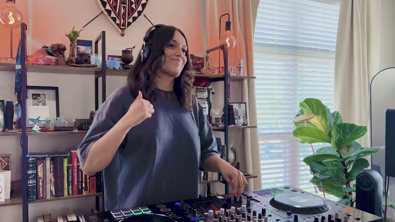 Studio Sessions Vol  1 - LadyJ [Melodic Techno & Progressive House DJ Mix]