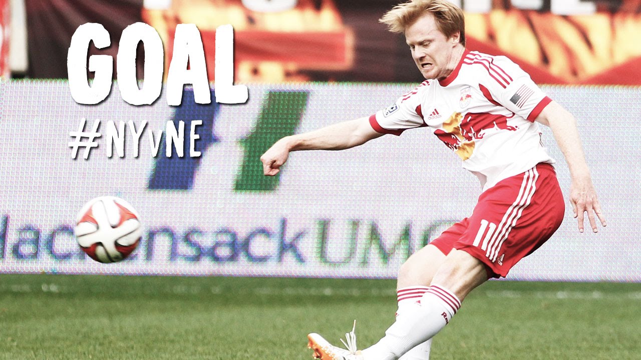 GOAL: Dax McCarty pokes in a sweet floater over Shuttleworth | NY Red Bulls vs. NE Revolution