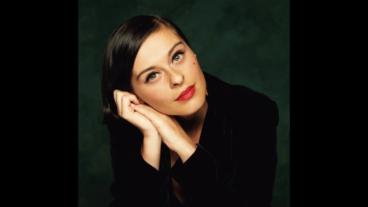 LISA STANSFIELD 