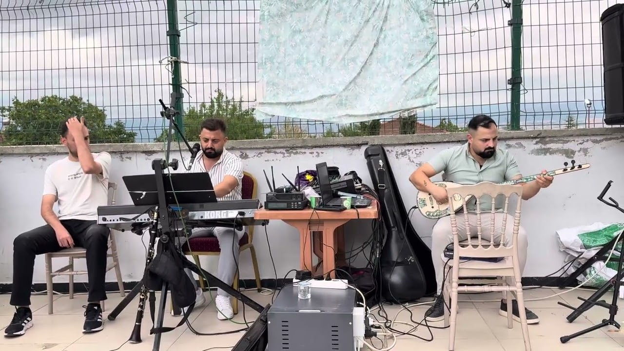Erbaalı Tarık Avcı - Yaşlanırsın ! 