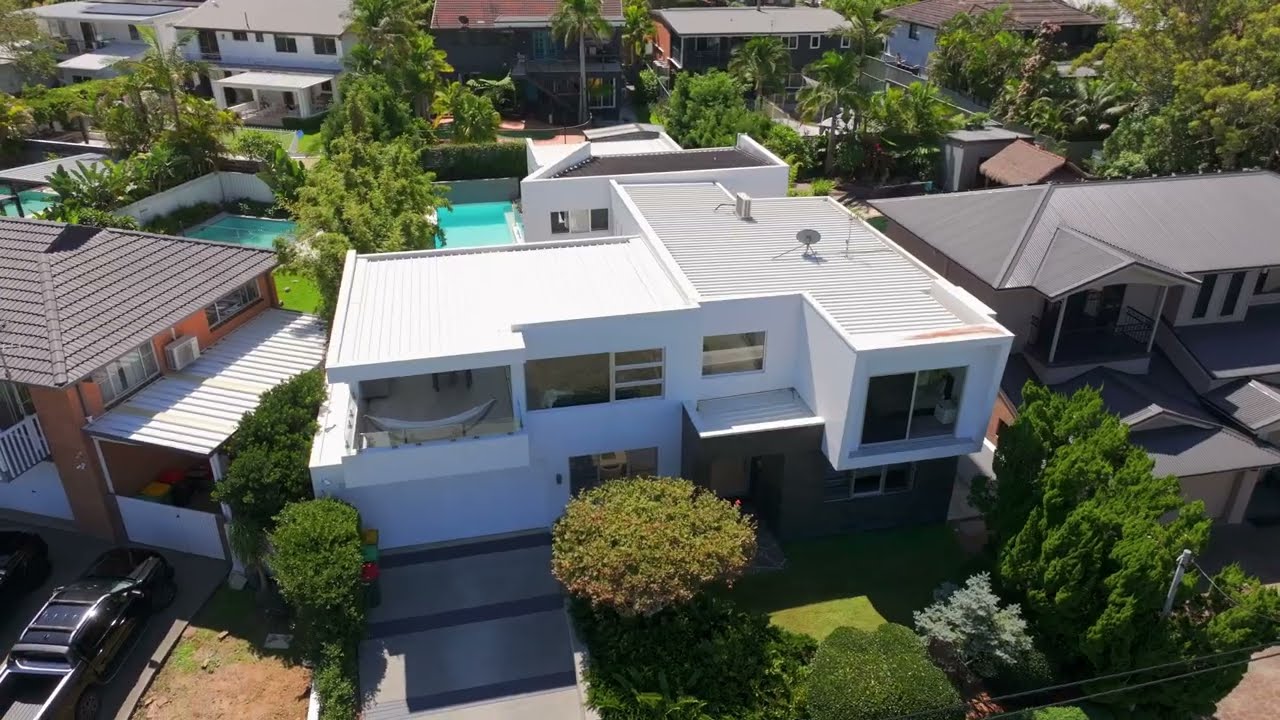 81 Blue Bell Drive, Wamberal House | 4 Bed, 4 Bath - DiJones Real Estate