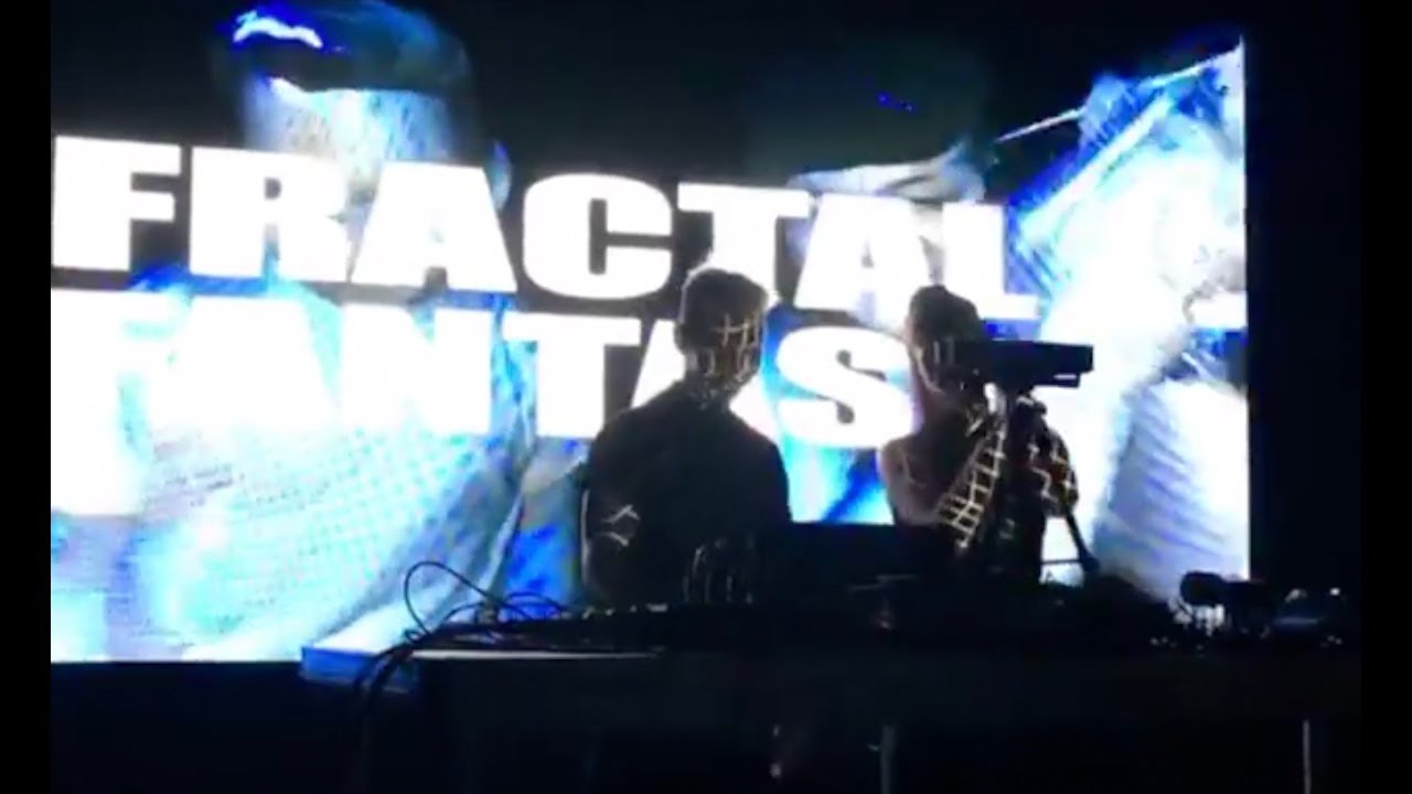 Zora Jones & Sinjin Hawke - Fall 2018 Tour Diary