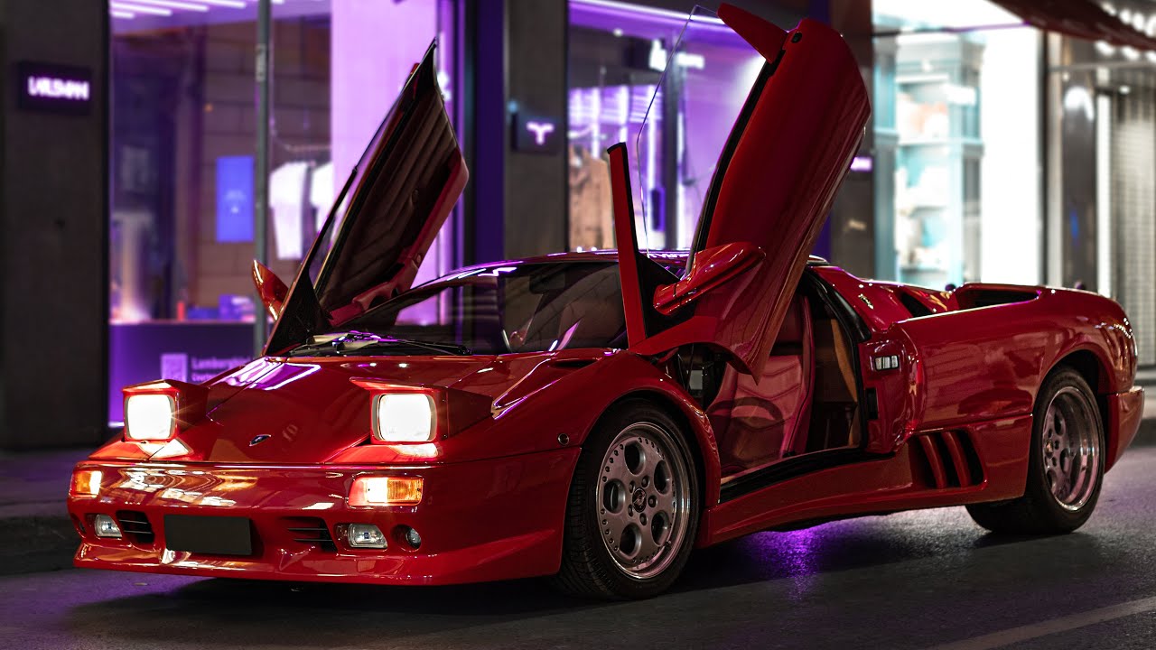 Lamborghini Diablo VT Roadster in Milan | Start Up and Sound !