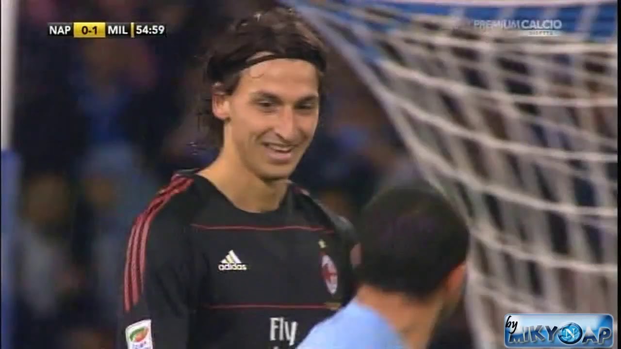 Napoli - Milan 1-2, serie A 2010-2011