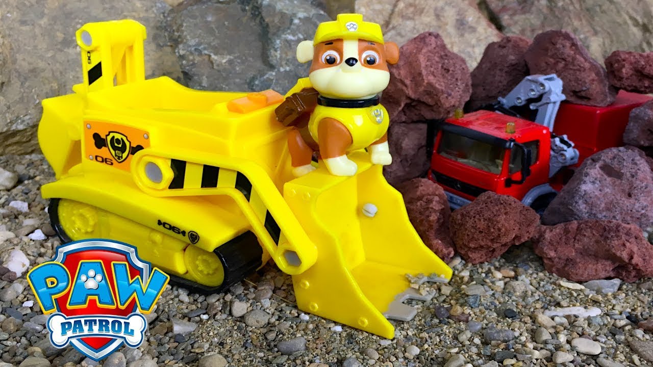 UNBOXING PAW PATROL RUBBLES TRANSFORMING BULLDOZER & RESCUE STORY