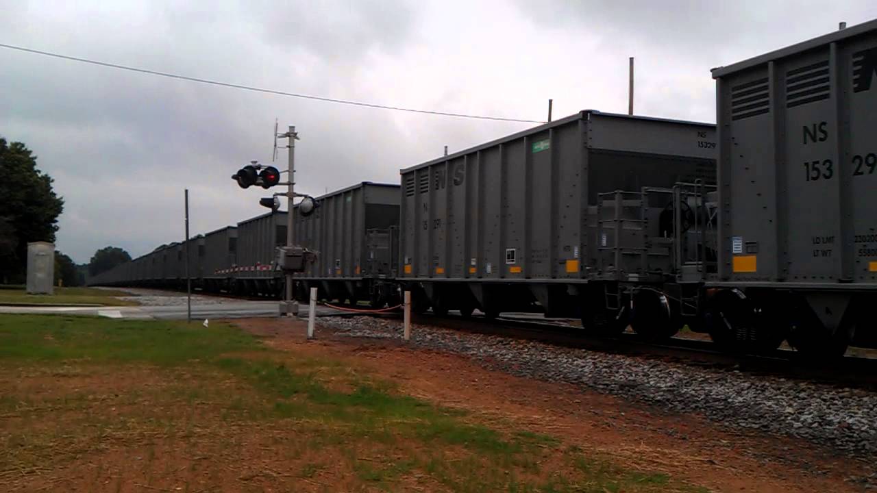 NS Train with Brand New Limestone Hoppers