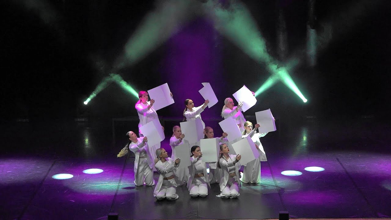 Tantsutrupp Katariina - Puhas leht ✨💜✨ KULDNE KARIKAS 2022 | Täiskasvanud Showtants | Tartu EV