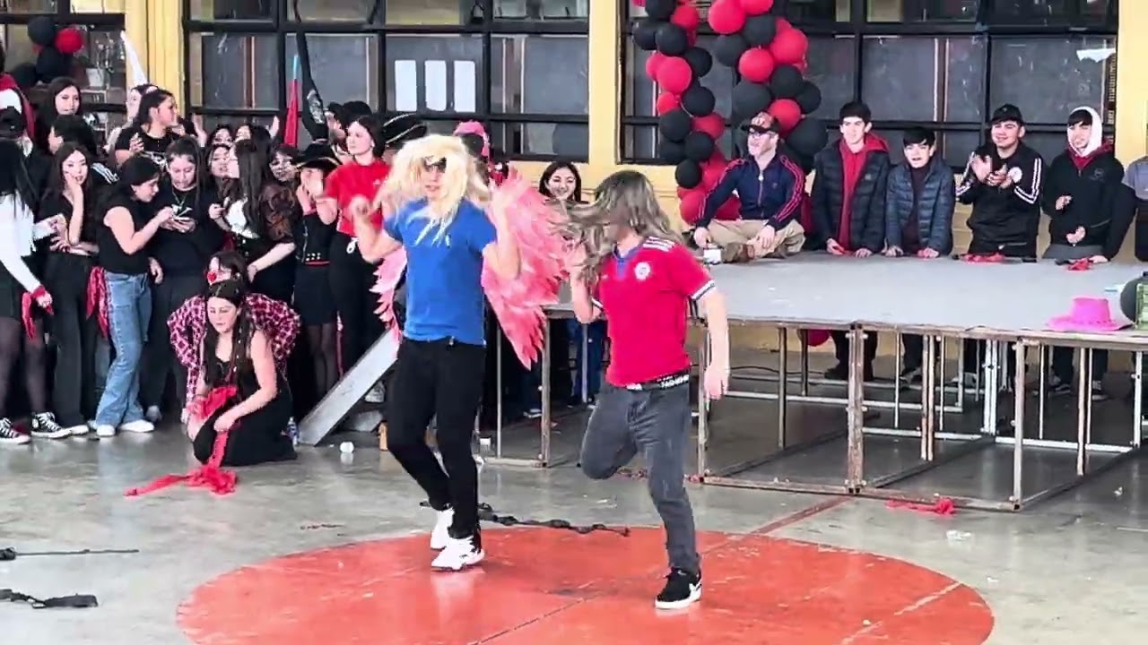 Pégate el show piratas 