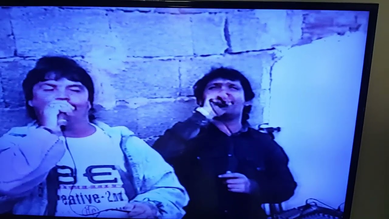 Moli & Jeti dhe Arseni - Nje vajze e bukur bjonde, E moj dashnore.