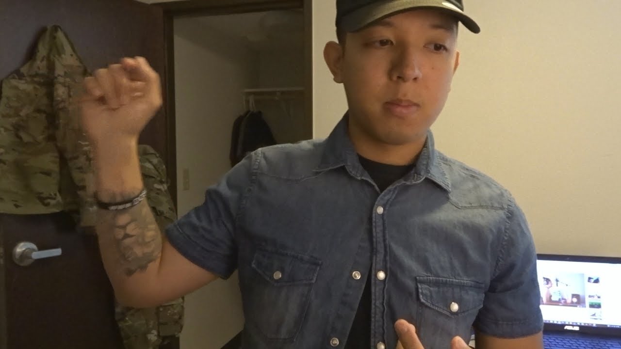 Clearing Out My Barrack, Mental Illness, Military Didn't Work Out, My Body, & Real Talk! (Vlog #93)