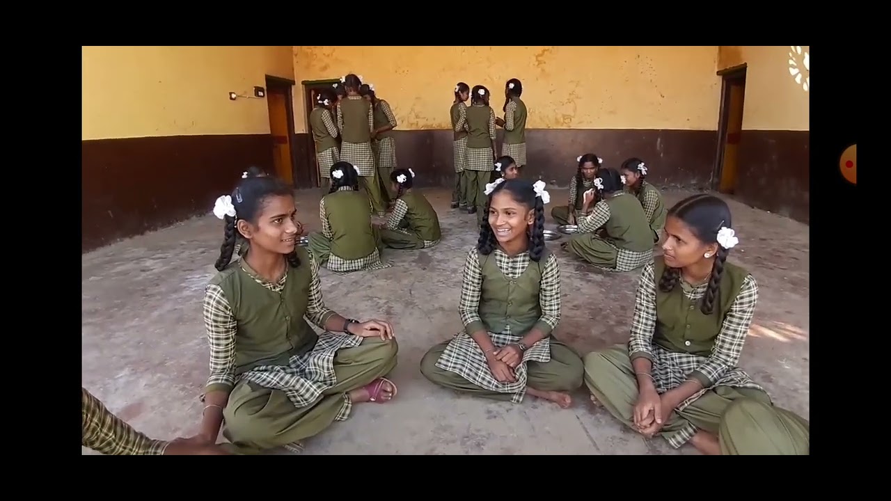 10th-Hindi. Bal shakti - drama.  बाल शक्ति - नाटकाभिनय। ಬಾಲ್ ಶಕ್ತಿ - ನಾಟಕಾಭಿನಯ