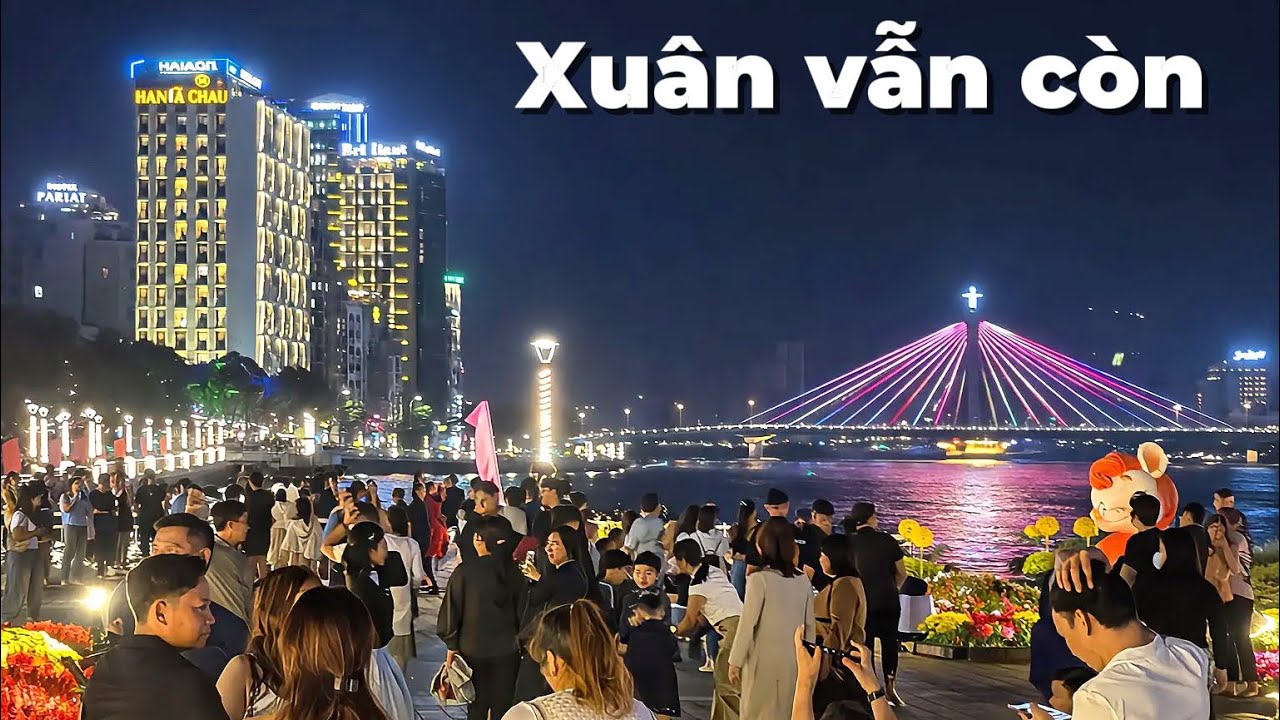 Đêm Đà Nẵng, Xuân vẫn chưa hết