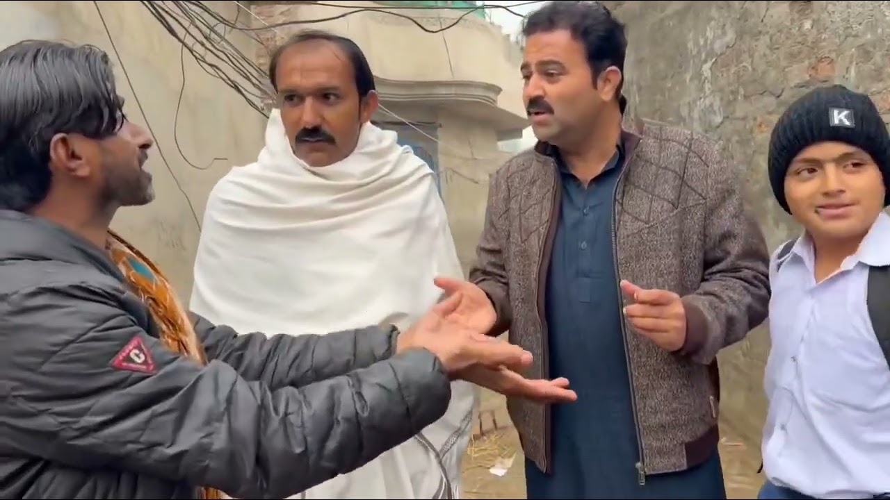 مہربانی کرکے چھٹیاں موسم کے حساب سے کیا کریں سب کو چاہیے کہ اس موضوع پہ اواز اٹھائیں