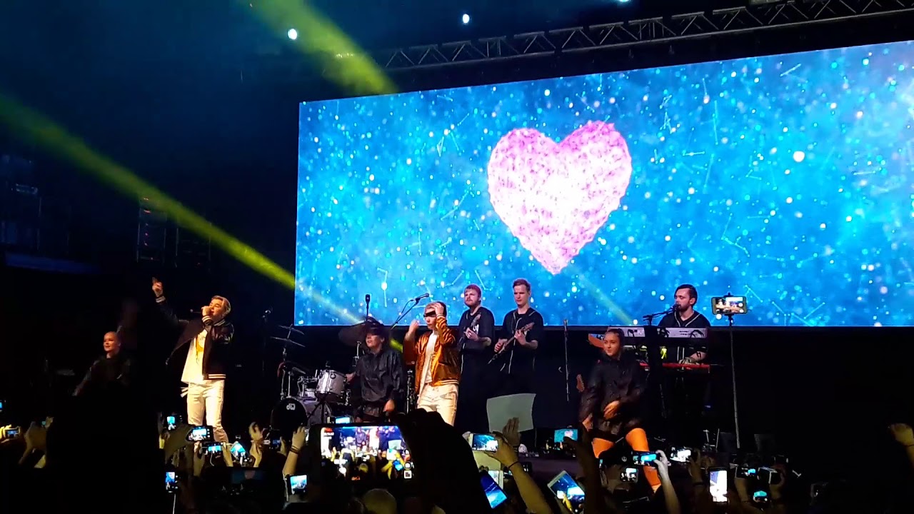 MOMENTS-Tour (Part 1/6) | Piraeus 117 Academy - Athens, Greece | Marcus & Martinus