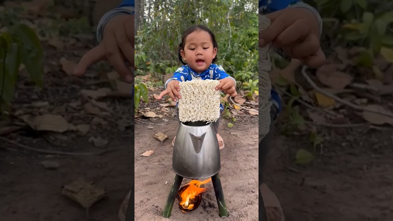 Survival Skills- Single mom show SMART ideas and USEFUL with noodles in forest #camping #bushcraft