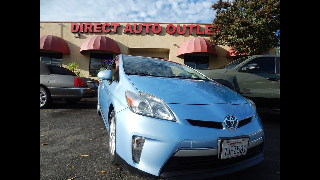 Подробный видеообзор Toyota Prius Plug-in Hybrid 2013 года!