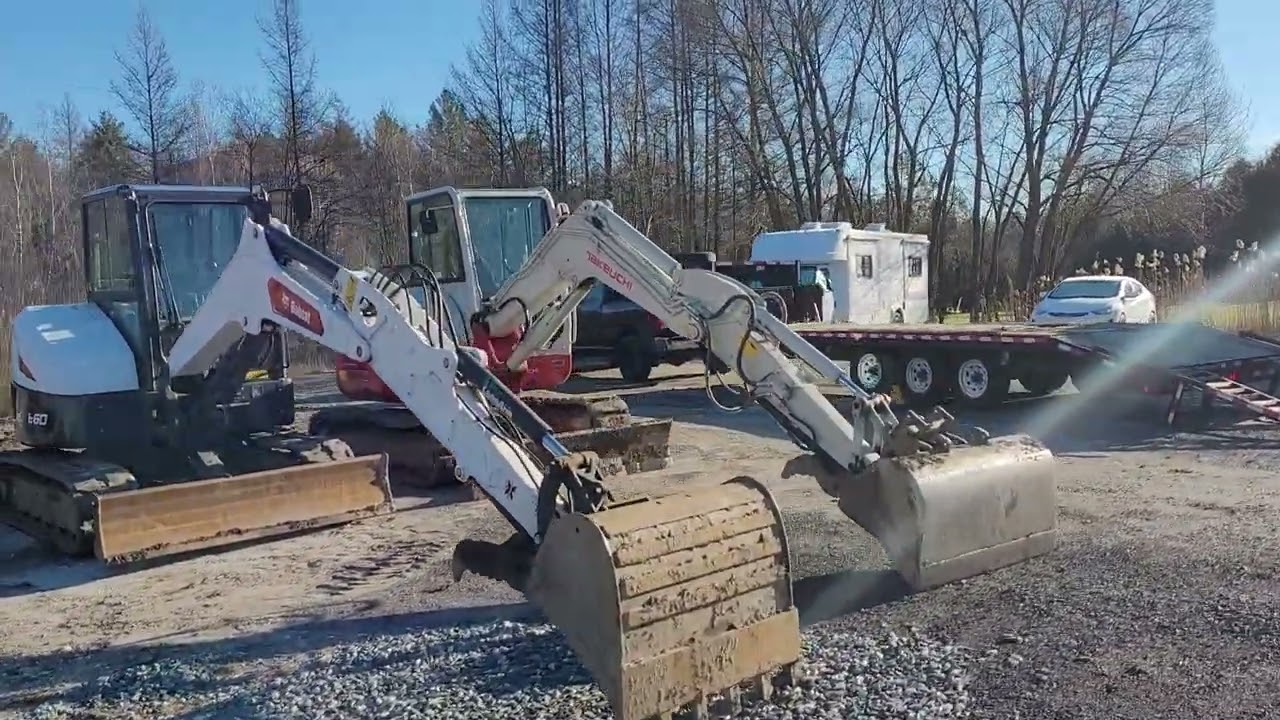 Takeuchi Tb260 2022 Vs BobCat E60
