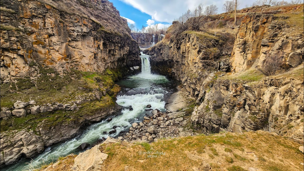 Touring Oregon Ghost Towns and White River Falls State Park