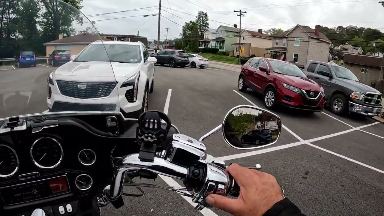 SATURDAY ERRANDS ON THE ELECTRAGLIDE #harleydavidson #bikelife