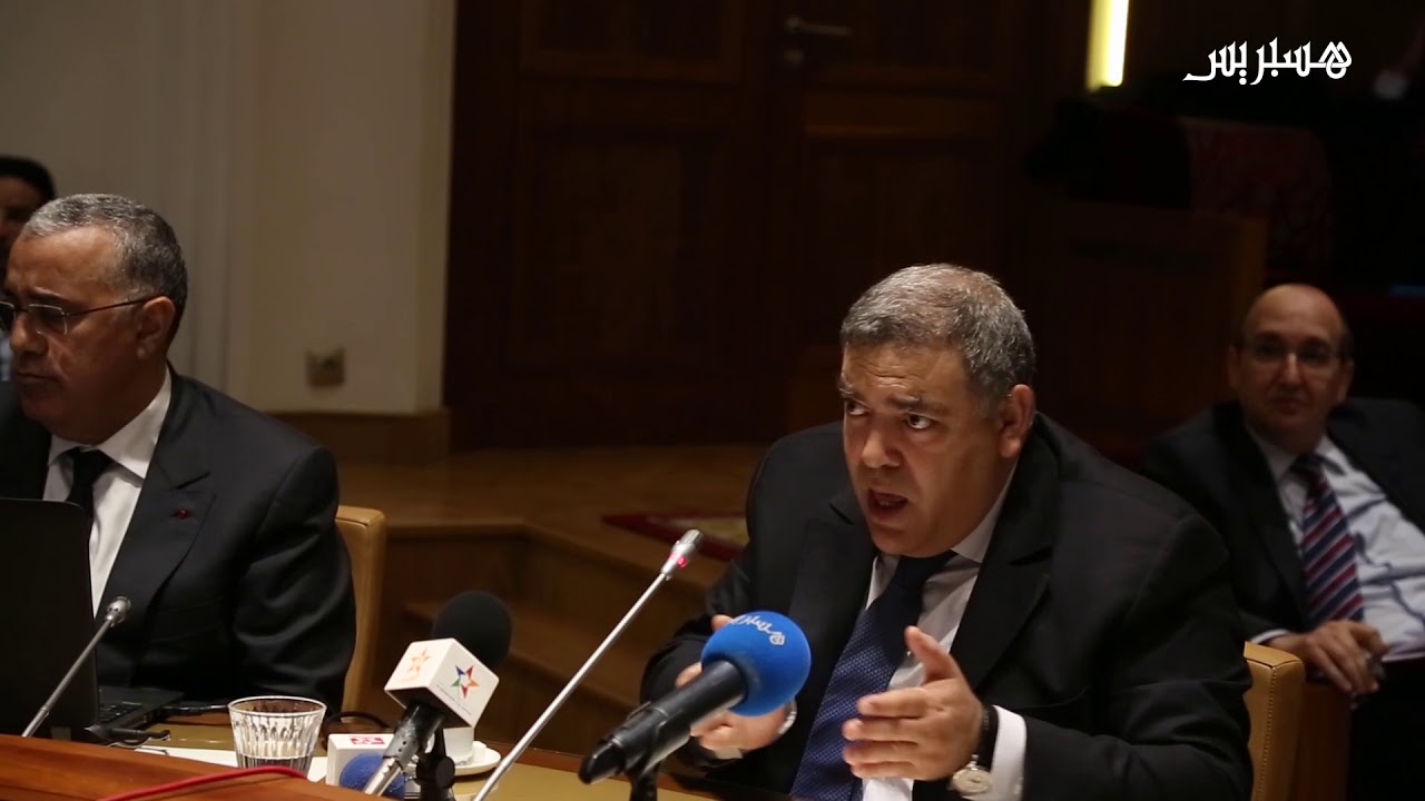 عبد الوافي لفتيت: من حق القوات العمومية استخدام الغاز المسيل للدموع