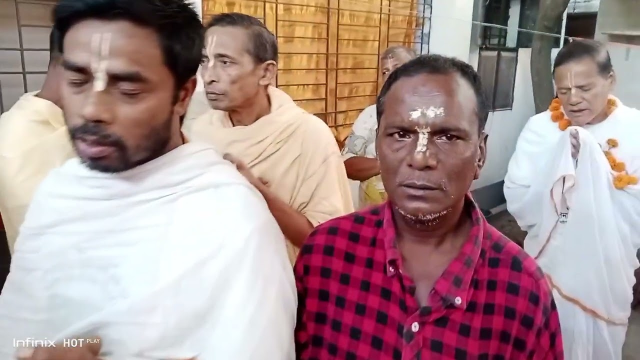 সনাতন ভক্ত সংঘ নগরকীর্তন নাটাইপাড়া বউ বাজার বগুড়া বাংলাদেশ 30 7 1432
