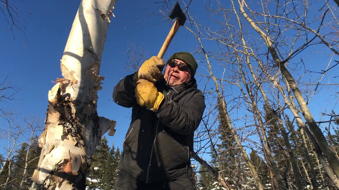 Jimmy Sam snowshoe artisan (Cree Nation of Chisasibi on March 3, 2021)