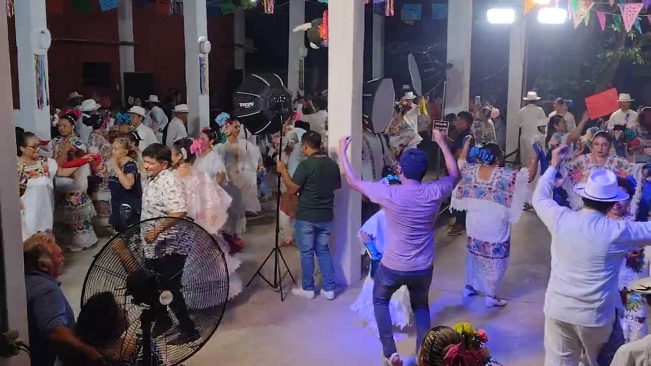 Jarana de estreno (René May, De Izamal) Orquesta Miguel Colli Tebec Uman Marzo 2026.
