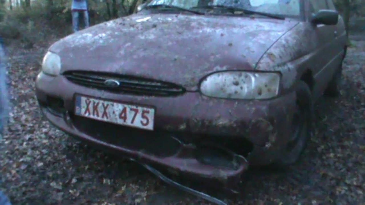 Ford Escort mudding