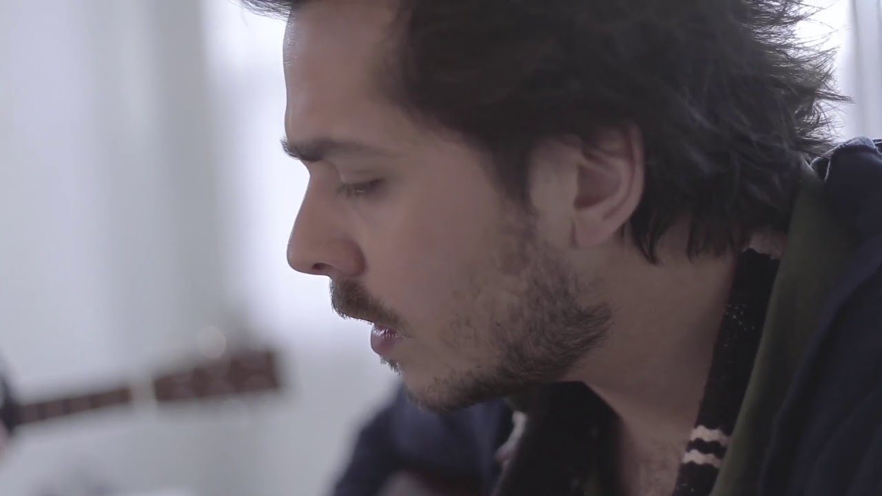 Running for cover | Mathieu Holubowski et David Fleury